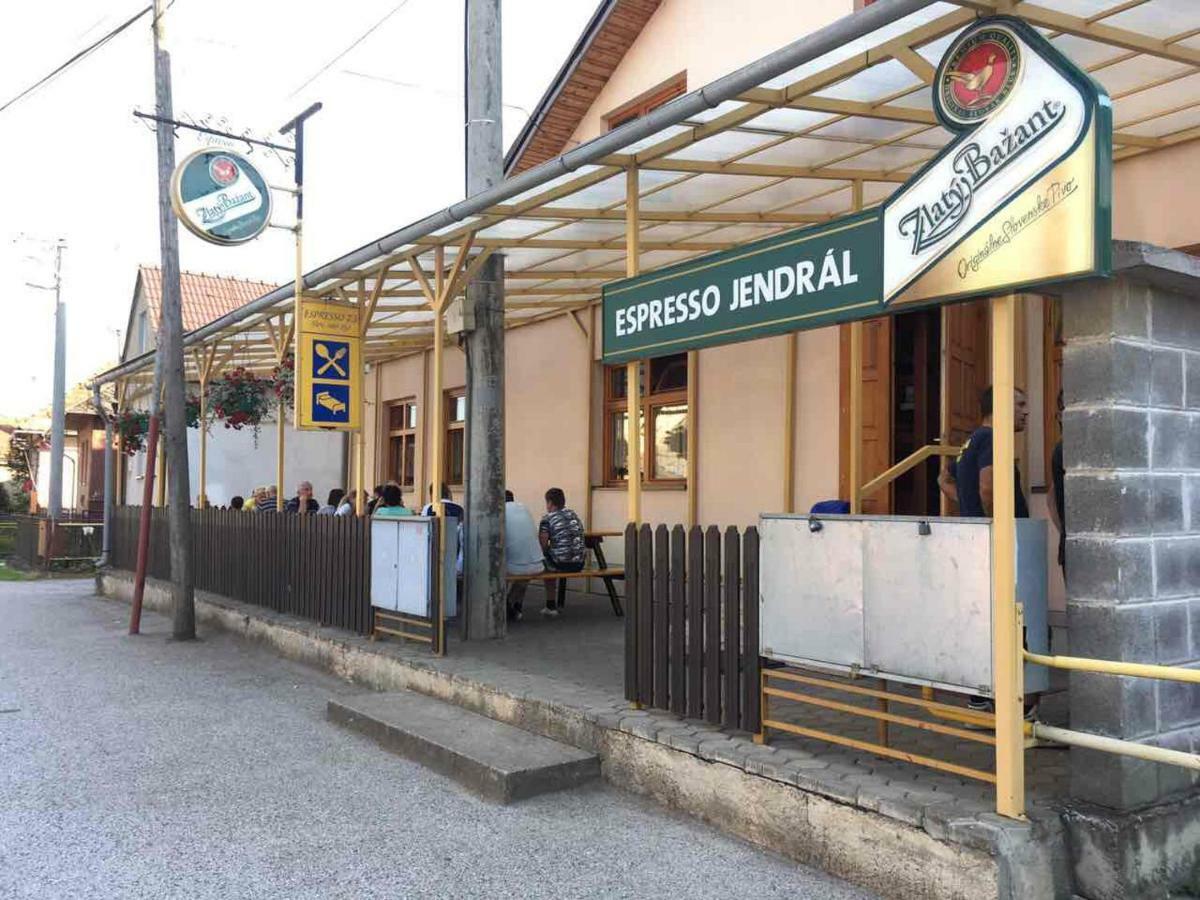 Penzion Jendrál Hrabušice Exterior foto